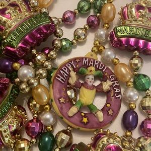 Authentic New Orleans Mardi Gras Beads (7 Strands)